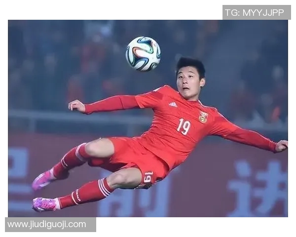 福建足球明星的足迹追踪与回顾有哪些知名球员曾在这里留下印记